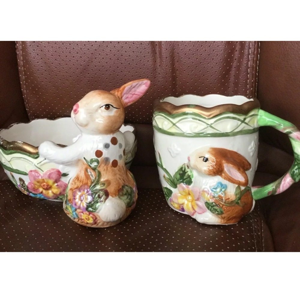 VINTAGE WMG SPRING/EASTER BUNNY CUP AND BASKET/ Bowl Ceramic set of 2